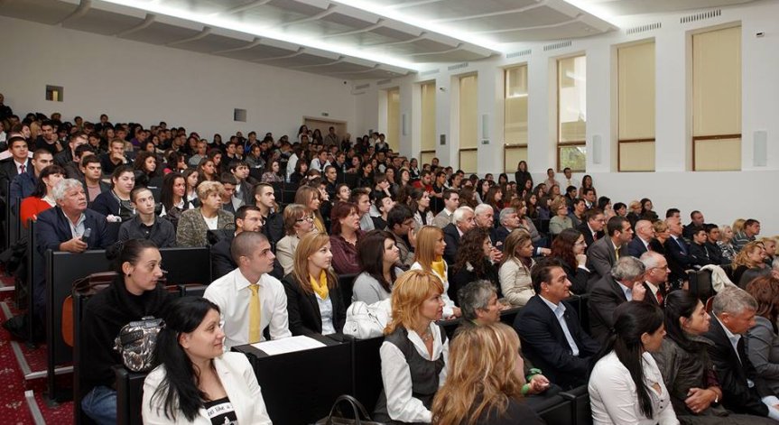 ВУЗФ и БАИТ изграждат връзката между бизнес и практическото висше образование с ново споразумение