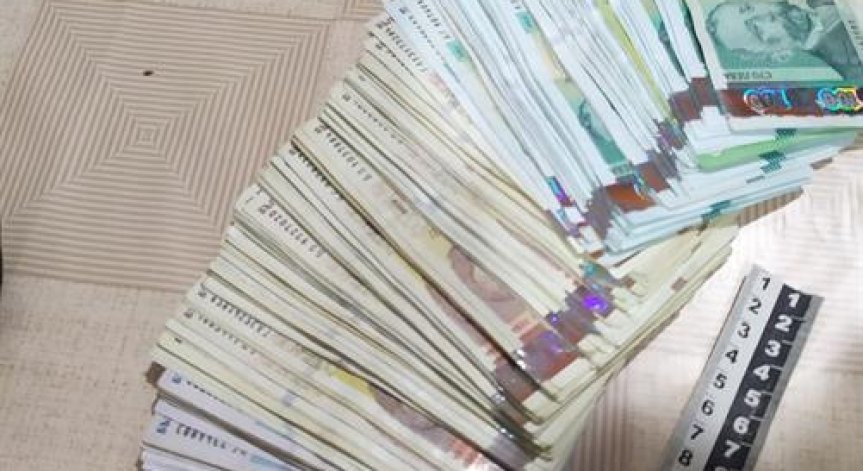 Хванаха наркопласьори в София и иззеха различни видове наркотици