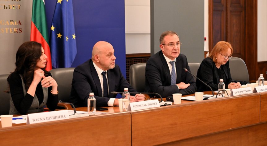 Гуцанов: Или променяме Кодекса на труда, или получаваме наказание от ЕС