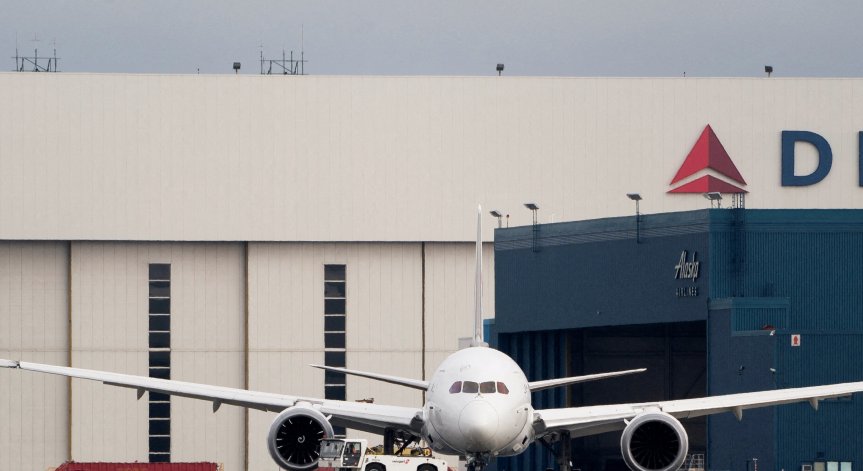 Един човек е с тежки наранявания.