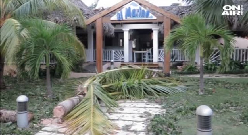 Карибите очакват урагана 