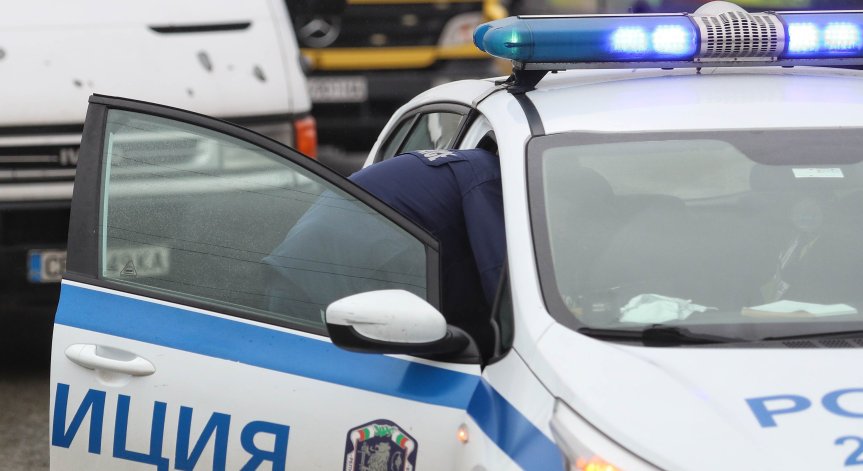 Жена загина в катастрофа в Бургаско, други двама са ранени