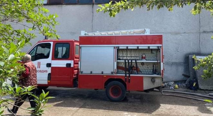 Затвориха АМ 