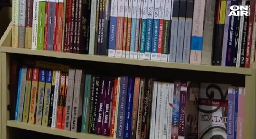 Книжарница предизвиква: Познайте книгата!