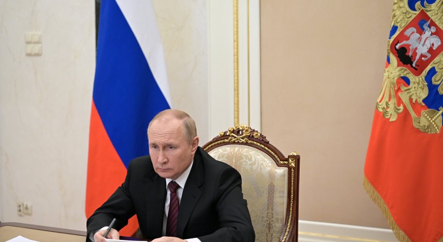 Путин удължи срока на действие на търговските ограничения с 
