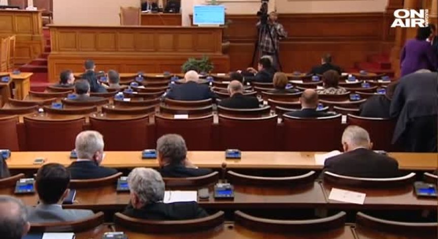 Бюджетът на Здравната каса мина на първо четене в НС
