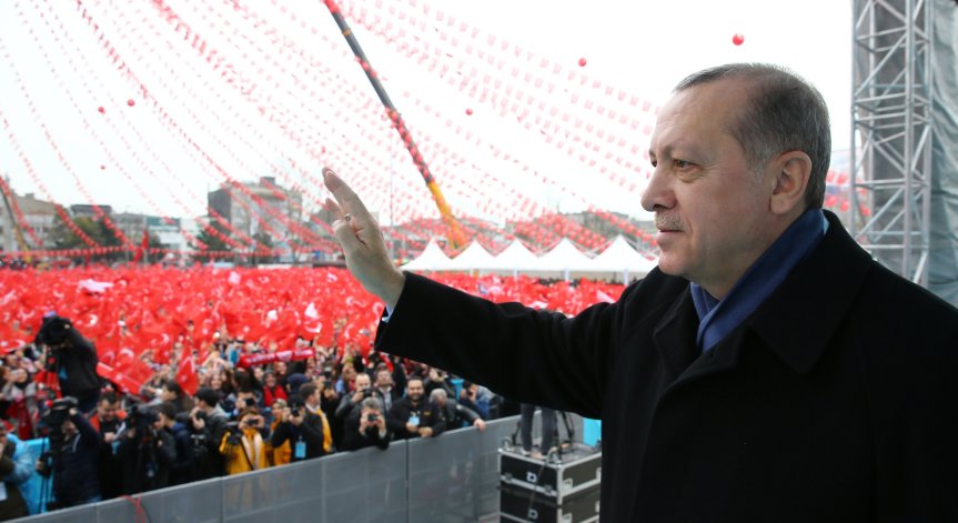 Турция живее в глад, а Ердоган - като султан