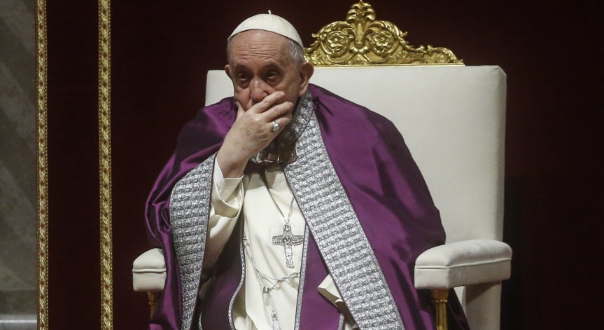 Папа Франциск: Войната в Украйна унищожава бъдещето на страната