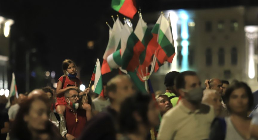 Протестиращите събират сили за второто Велико народно въстание