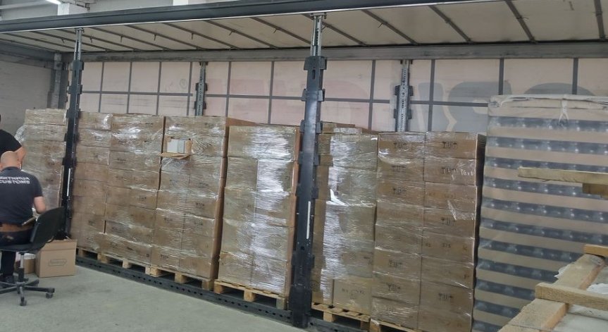 Митничари хванаха рекордно количество контрабандни 