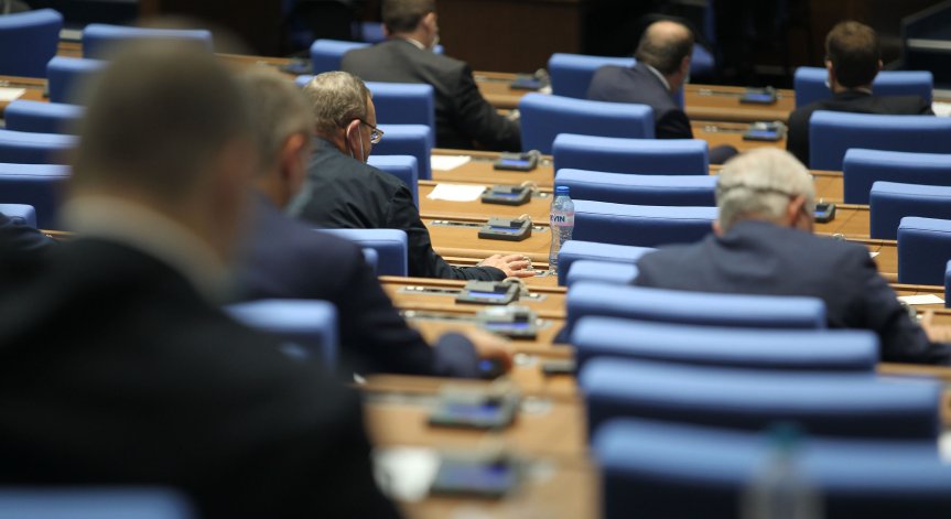 Ще ни известяват ли чрез SMS, че сме под карантина?