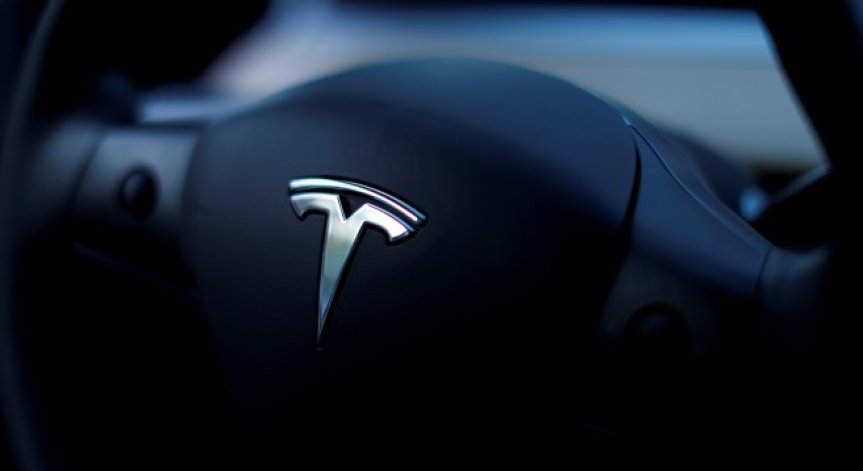 Заради търговската война: Tesla вдига цените за Китай по-рано от предвиденото