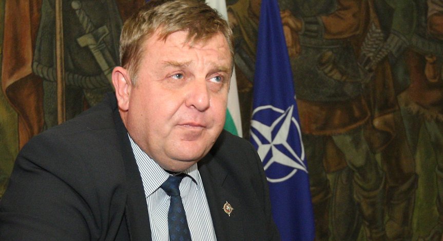 Каракачанов предложи шеф на военното разузнаване
