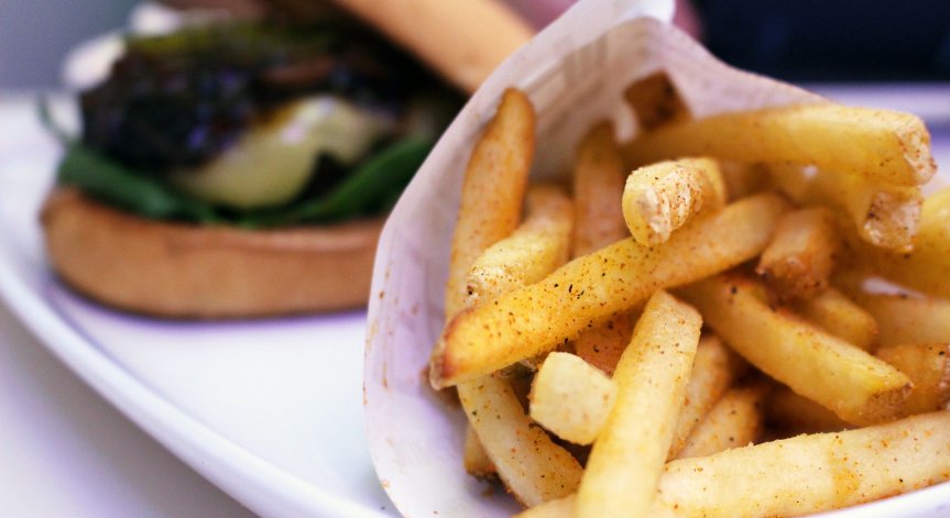 Каква е връзката между раковите заболявания и свръхпреработени храни?