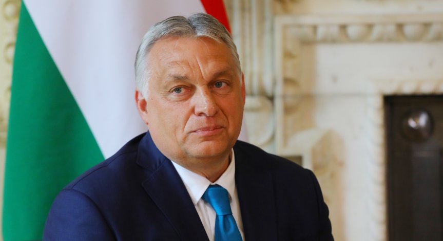 ЛГБТИ война: Орбан забранява всичко, което напомня за хомосексуалност