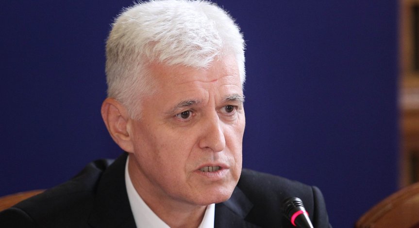 Министър Стоянов: Армията е в постоянна готовност, ще подкрепим нови санкции срещу Русия