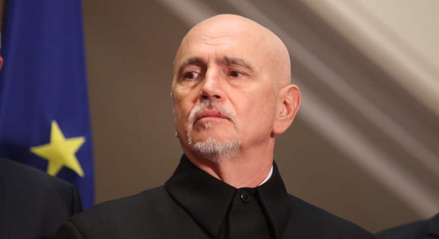 Събев: Изпитът за шофьорска книжка трябва да е много сериозен, безопасността е приоритет