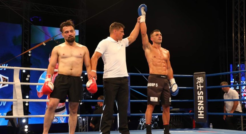 Атанас Божилов със зрелищна победа срещу Джорджи Базанов на SENSHI 12