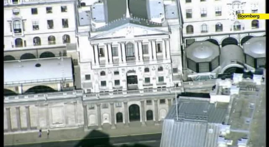 Bank of England следи социалните мрежи 