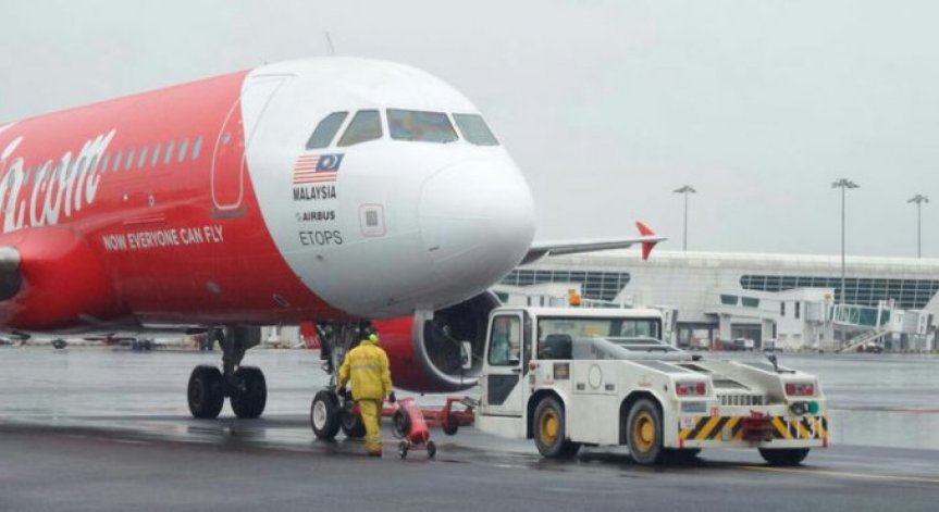 Air Asia излетял без разрешение на 28 декември от Сурабая