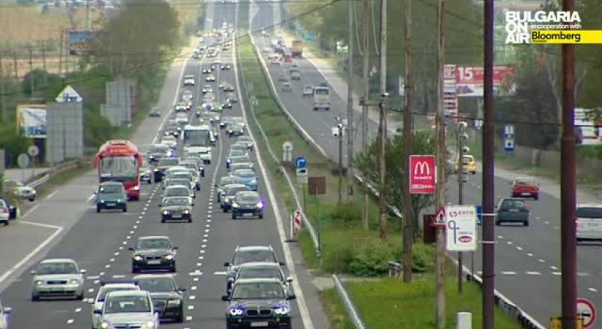 Реорганизация по пътищата заради празниците