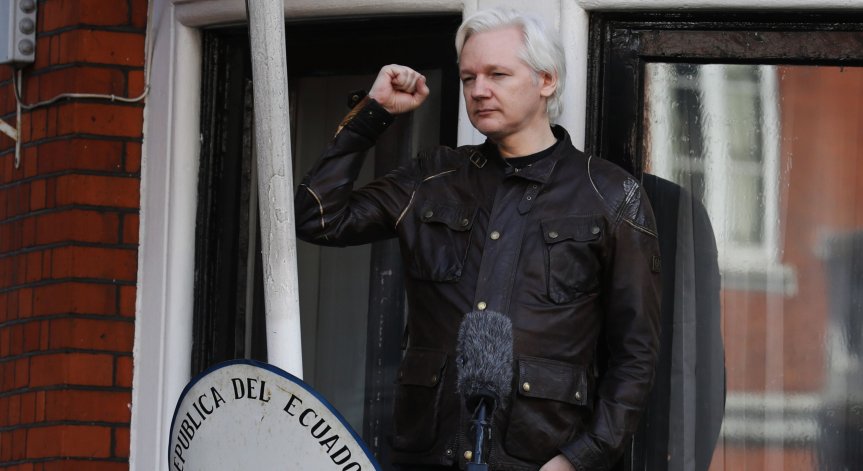 Британското правителство одобри екстрадирането на Асанж в САЩ