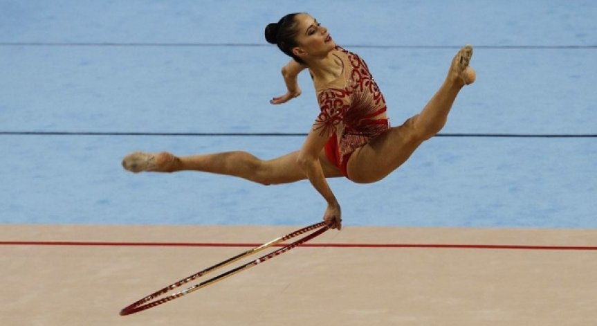 Злато на лента за гимнастичката Невяна Владинова