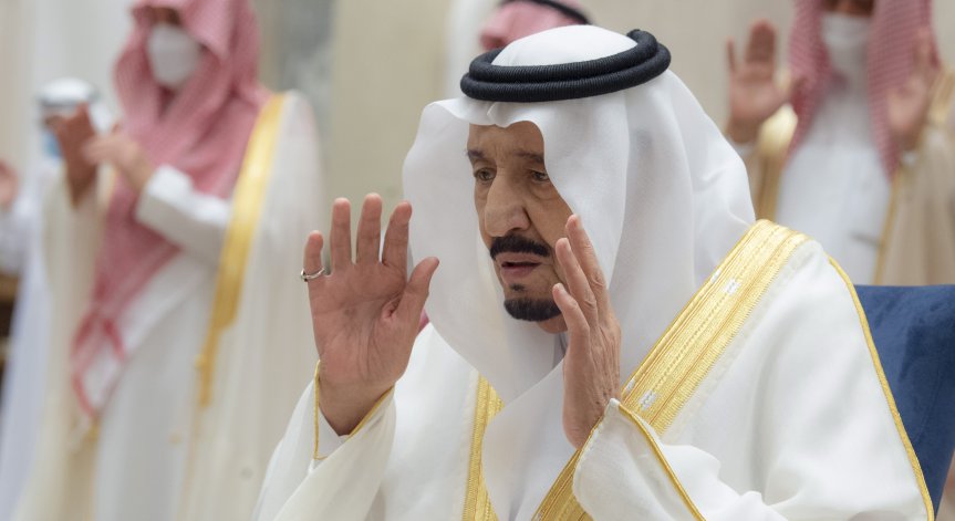 Разклатено ли е здравето на саудитския крал Салман? Отново е в болница