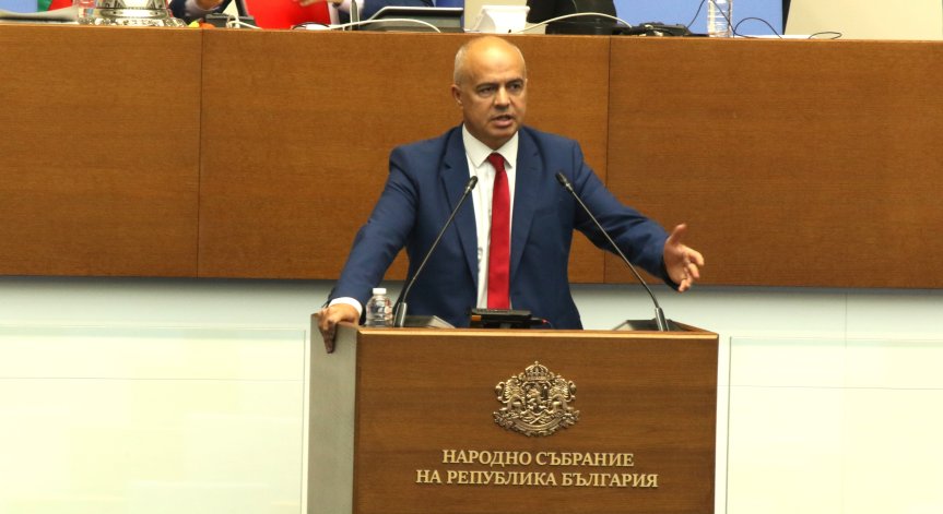 БСП: Няма как да кажем на гражданите, че машинният вот е надежден