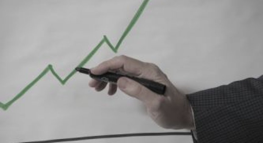 МФ отчита възстановяване на икономиката