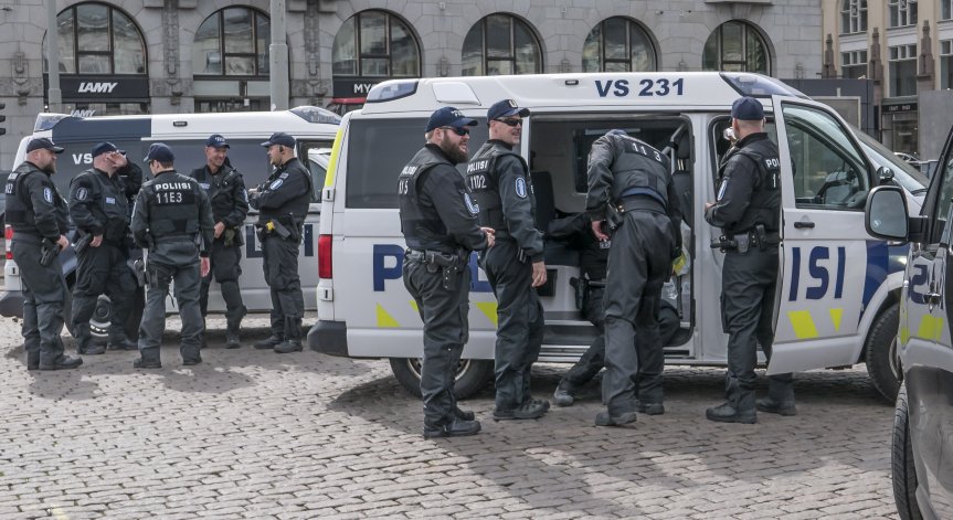 Финландец е обвинен в сексуално насилие над 200 деца онлайн