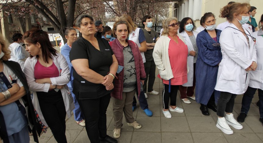 Медици излизат на национален протест заради неизплатени средства