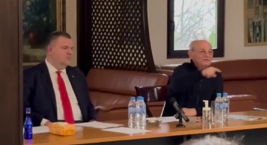 Ахмед Доган посрещна в дома си ръководството на ДПС