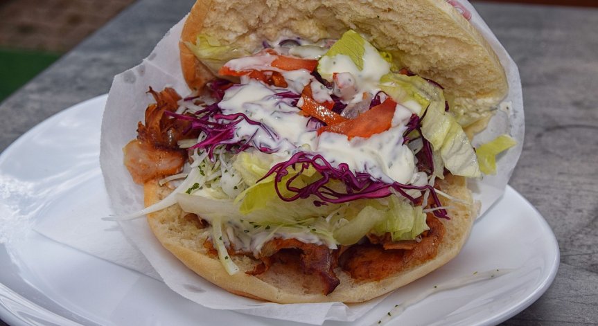 20 деца са приети в болница с натравяне, всички са яли дюнер в Розино