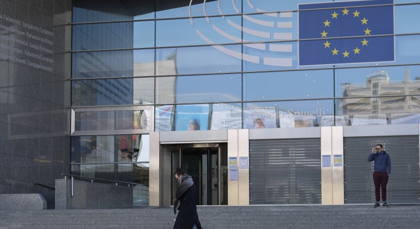 Европарламентът предоставя сгради за настаняване на болни от Ковид-19