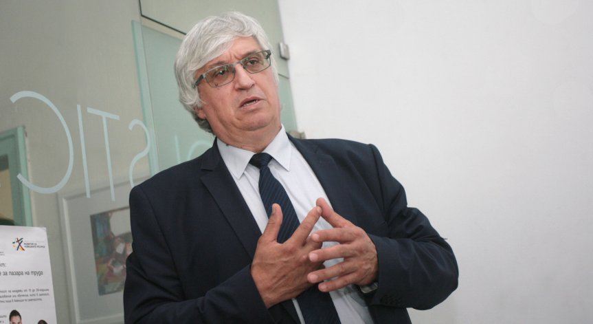 Иван Нейков: Все повече данъци ще отиват за пенсии