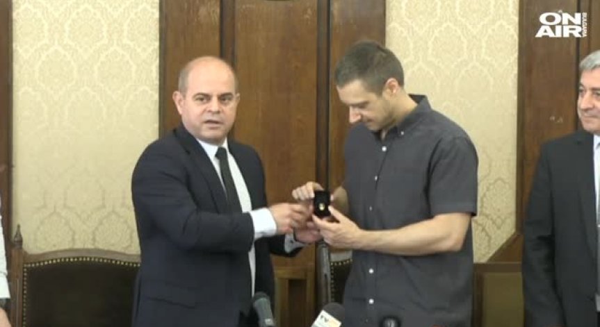 Носителят на 