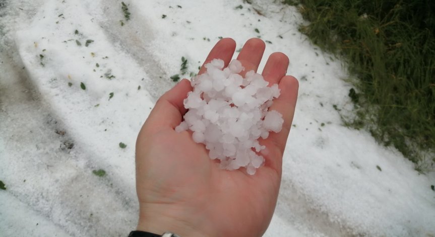 Градушка удари Смолян  