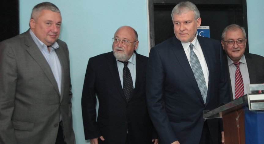 СДС: Подкрепяме френското предложение за РСМ