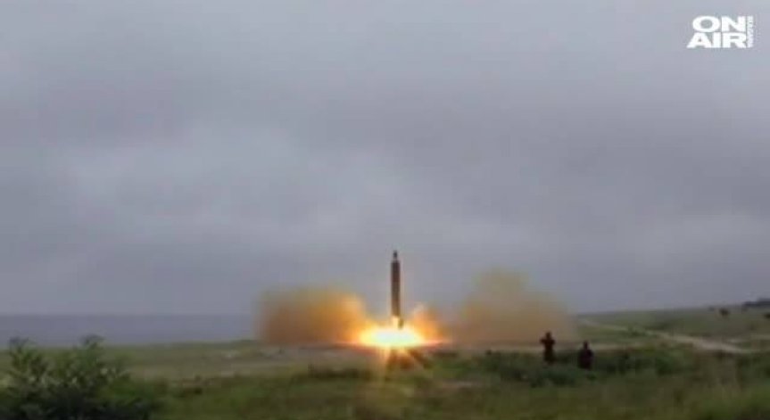 Северна Корея изстреля нова балистична ракета към Японско море