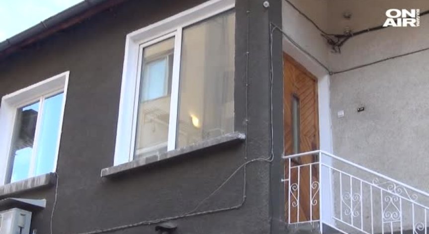 Жестоко убийство в Пловдив: Жена преряза сънната артерия на мъжа си