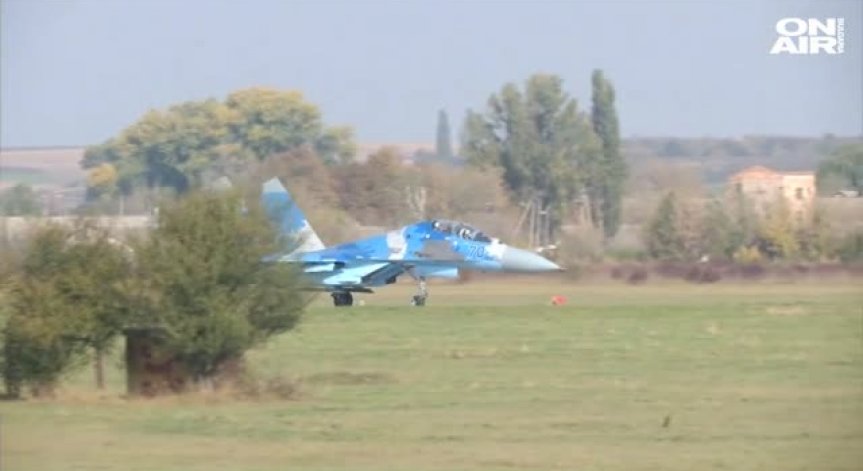 Су-27 се разби при тренировъчен полет в Украйна