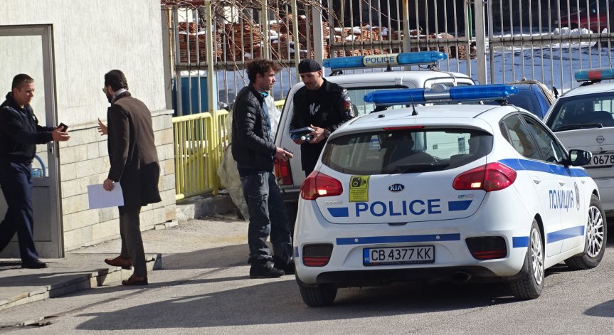 До 2 години затвор грозят актьора Явор Бахаров