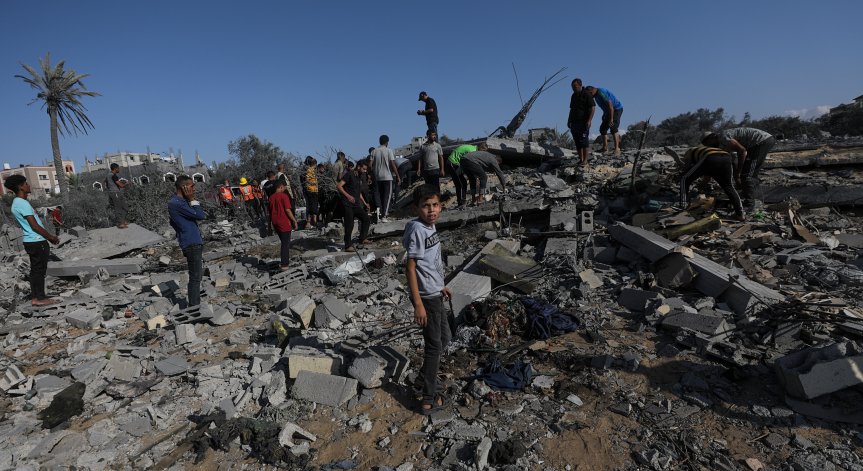 Броят на жертвите в Газа наближава 43 000.