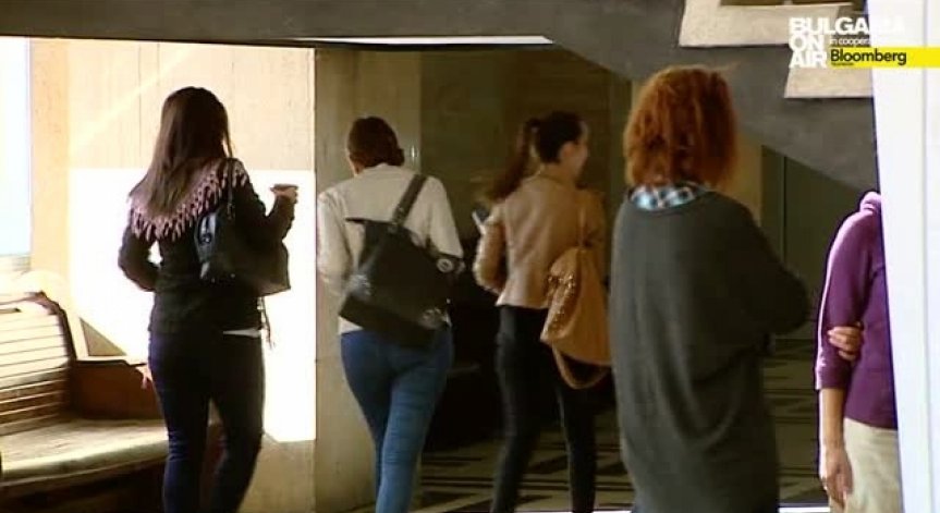 Нараства броят на безработните млади хора в страната