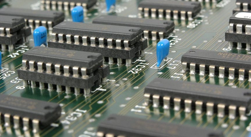 Най-важният производител на чипове в Китай с нов завод за $2,35 млрд. 