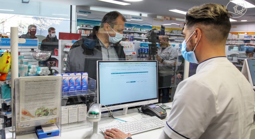 Запълват липсите от лекарства, ще има регулярни доставки у нас