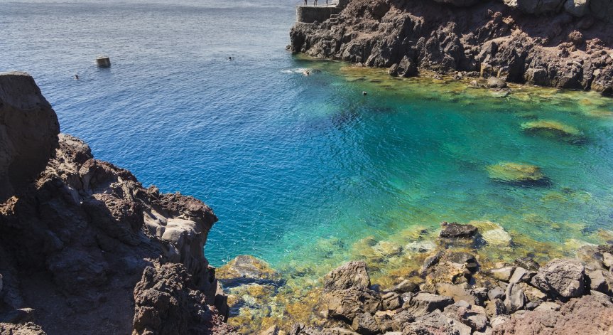 Гърция предлага безплатни почивки на работещите и техните семейства