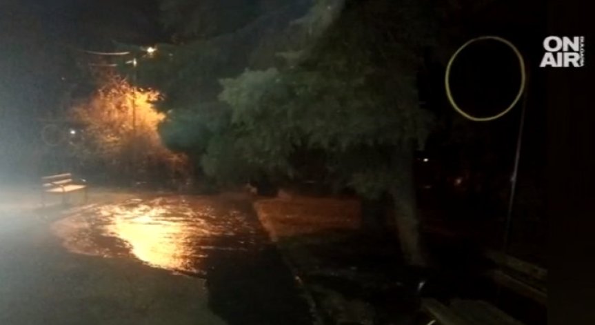 На фона на безводието в Перник - огромен теч на вода