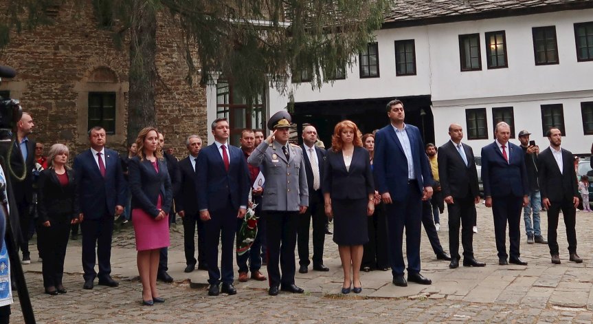 Йотова: Всяко време има своите битки, нашата борба е за просперираща България